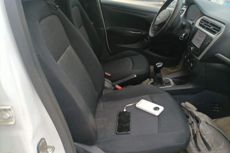 Used Peugeot 301 2014 1.6L Manual Comfort Edition
