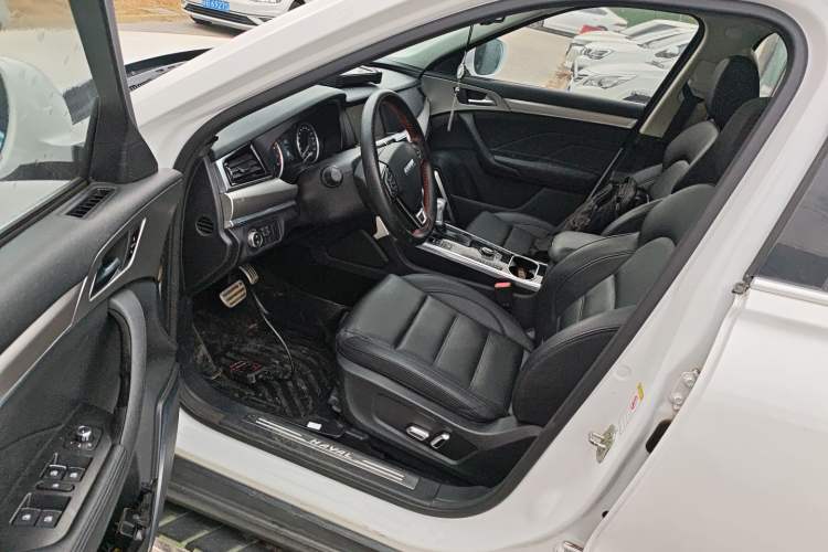 Used Haval H7 2017 Blue-Label H7L 2.0T Automatic Luxury Model
