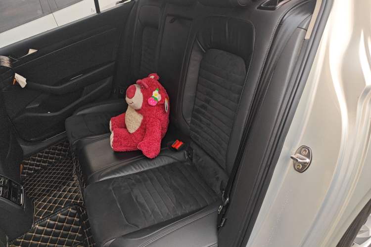 Used Volkswagen Magotan 2018 330TSI DSG Luxury Model
