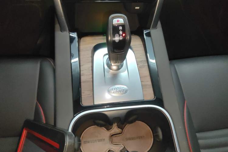 Used Land Rover Discovery Sport 2020 249 PS R-Dynamic Performance Edition
