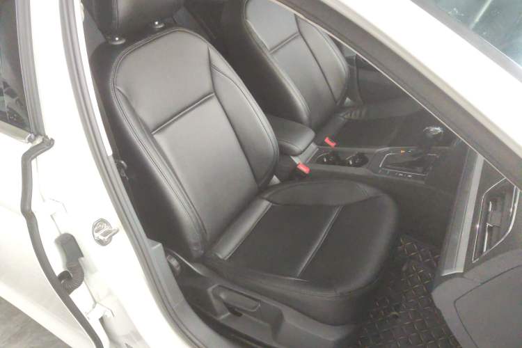 Used Volkswagen Lamando 2019 230TSI DSG Vision Edition China VI Standard
