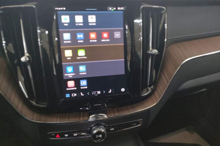 Used Volvo XC60 New Energy 2025 Plug-in Hybrid Long-Range All-Wheel Drive Smart & Luxurious Edition