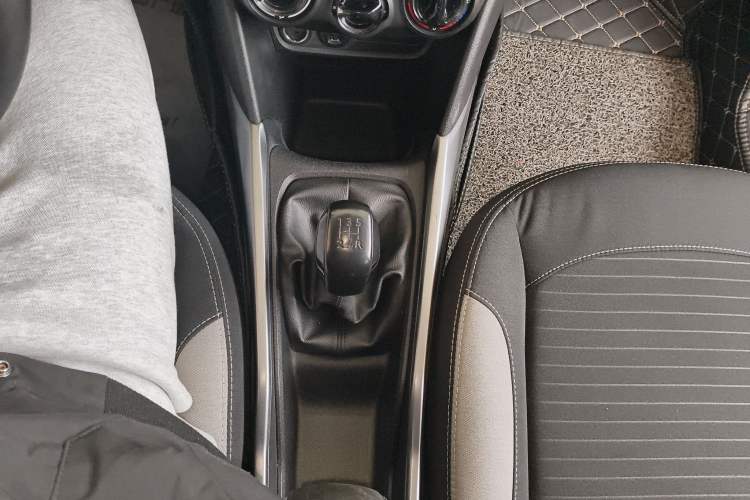 Used Peugeot 2008 2014 1.6L Manual Trend Edition