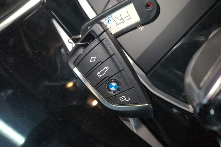 Used BMW 3 Series 2021 Second Facelift 320Li M Sport Package
