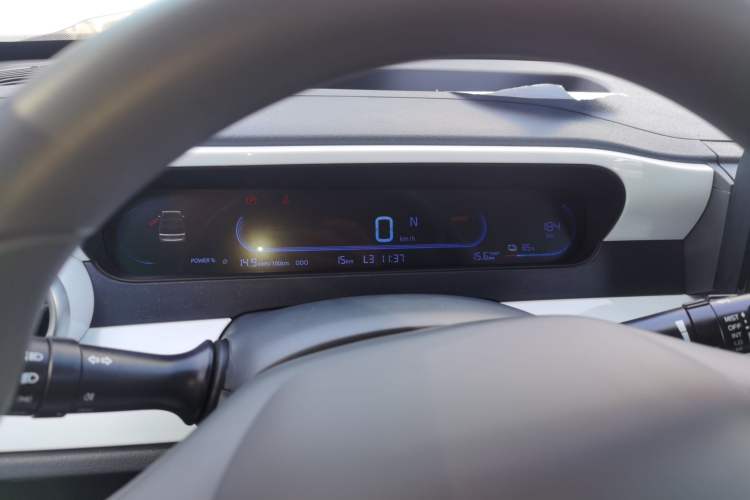 Used  Panda 2025 210km Panda Rider
