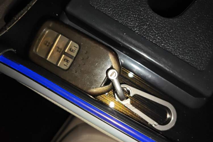 Used Honda Odyssey 2015 Revised 2.4L Luxury Edition