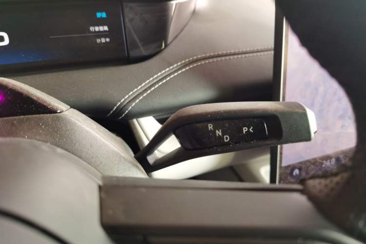 Used  SU7 2024 Rear-Drive Ultra-Long Range Advanced Pro-Level Intelligent Driving Version