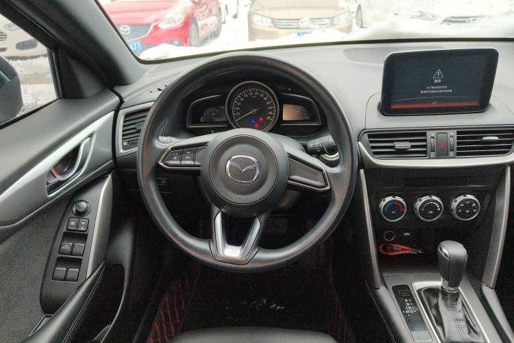 Used Mazda CX-4 2018 2.0L Automatic Two-Wheel Drive Blue Sky Dynamic Version China V Standard