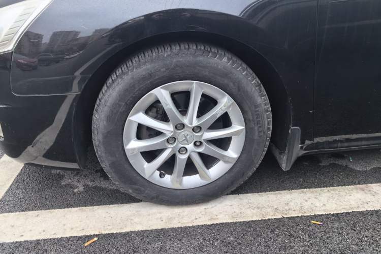 Used Peugeot 508 2013 2.0L 2nd Anniversary Edition with Automatic Sunroof – Classic Version
