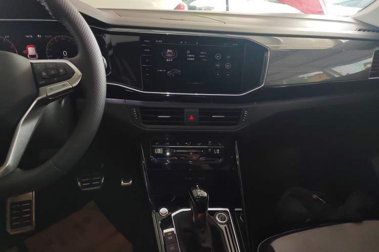 Used Volkswagen Tayron X 2020 330TSI Two-Wheel Drive Luxury Smart Connectivity Version
