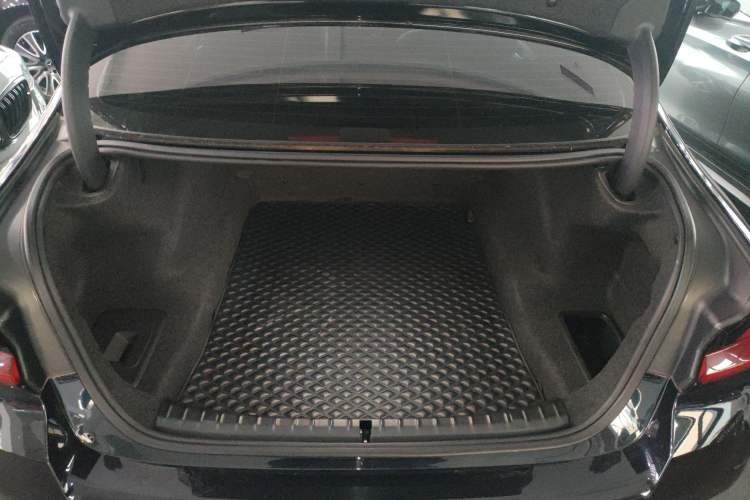 Used BMW 5 Series 2022 Restyled 530Li Leading Edition M Sport Package