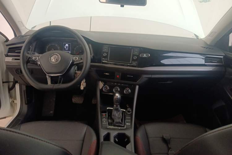Used Volkswagen Bora 2019 Revised Version 1.5L Automatic Comfort Edition China VI Standard
