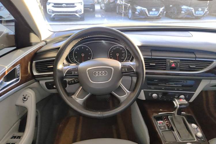 Used Audi A6L 2014 30 FSI Comfort Model
