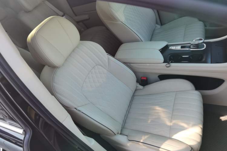 Used VOYAH Dream 2022 Low-Carbon Edition Dream+ Smart Enjoyment Package