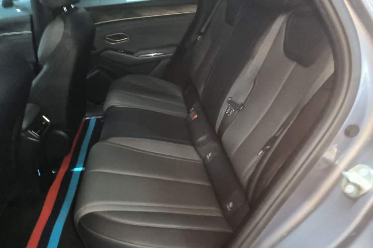 Used BYD Qin L 2025 DM-i Smart Drive 80KM Leading Model
