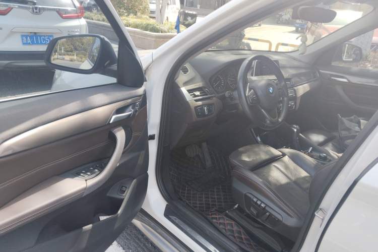 Used BMW X1 2018 sDrive18Li Luxury Model