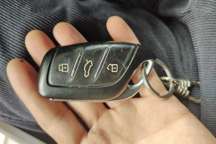 Used MG 5 2021 Revised Version 180 DVVT CVT Youth Luxury Edition
