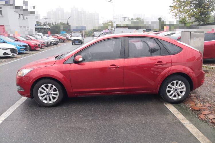 Used Ford Focus 2013 Hatchback Classic 1.8L Automatic Base Model
