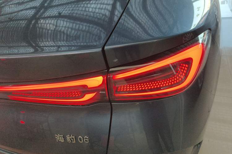 Used BYD Seal 06 New Energy 2024 DM-i 80KM Prestige Model
