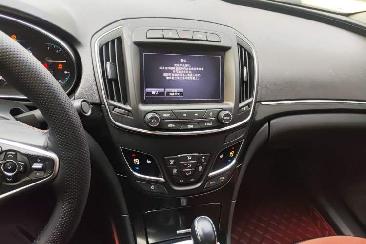 Used Buick Regal 2015 1.6T Elite Tech Model
