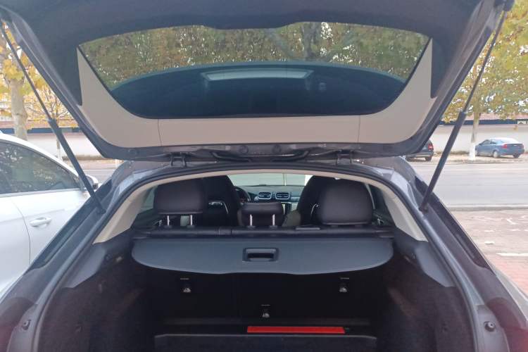 Used Lynk & Co 02 2019 1.5T DCT Two-Wheel Drive Zhaoban Version China VI Standard
