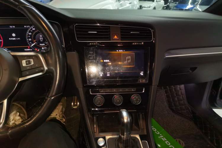 Used Volkswagen Golf 2020 Charming Edition 280TSI DSG R-Line