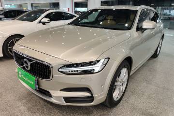 Used Volvo V90 2017 Cross Country T5 AWD Smart Range Edition