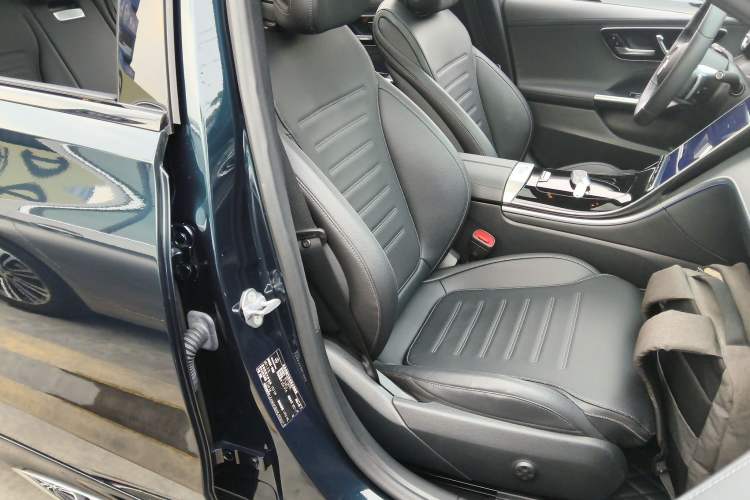 Used Mercedes-Benz C-Class 2022 C 260 L Obsidian Night Sport Edition
