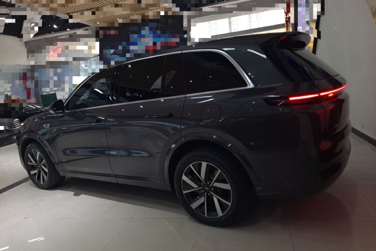 Used Li Auto L8 2023 Air model
