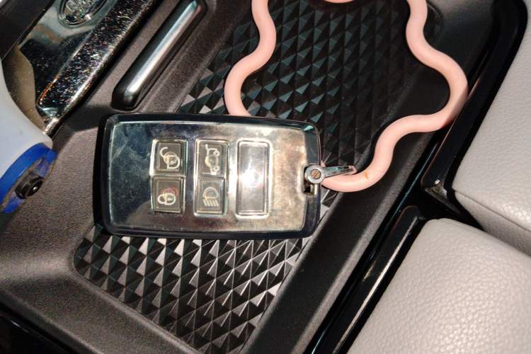 Used Land Rover Range Rover Evoque 2020 249 PS R-DYNAMIC S Sport Edition
