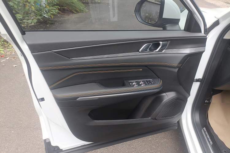 Used Lynk & Co 01 2023 2.0TD Two-Wheel Drive Asian Games Edition
