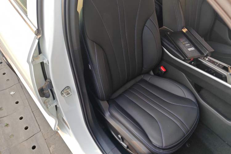 Used Geely Auto Preface 2025 Dongfang Yao 1.5TD Kunlun Edition
