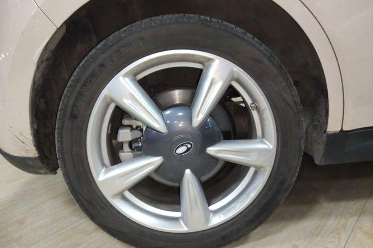 Used ORA Good Cat 2023 401 km Standard Range Prestige Version Lithium Iron Phosphate
