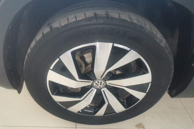 Used Volkswagen Tayron 2019 330TSI Two-Wheel Drive Luxury Model China VI Standard