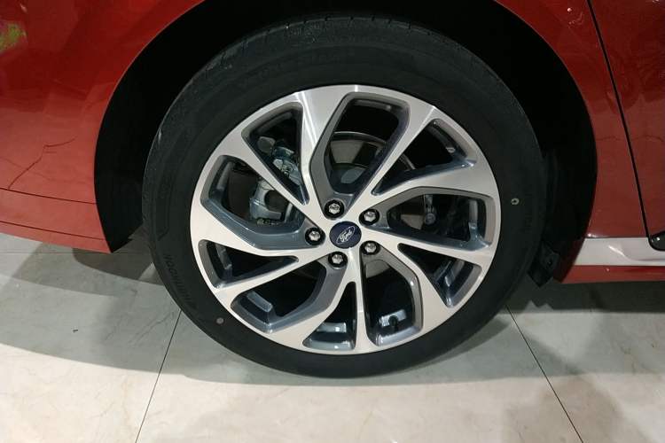 Used Ford Mondeo 2025 2.0T EcoBoost Ultimate Edition
