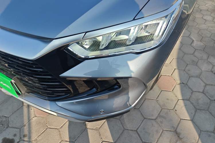 Used BYD Song Pro New Energy 2024 HONOR Edition DM-i 71KM Navigation Model
