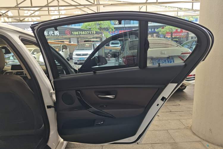 Used BMW 3 Series 2019 320Li Fashion Model
