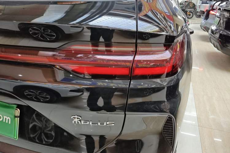 Used BYD Song PLUS New Energy 2025 EV 520km Premium Version
