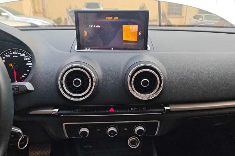 Used Audi A3 2020 Restyled Limousine 35 TFSI Ambition Version China VI