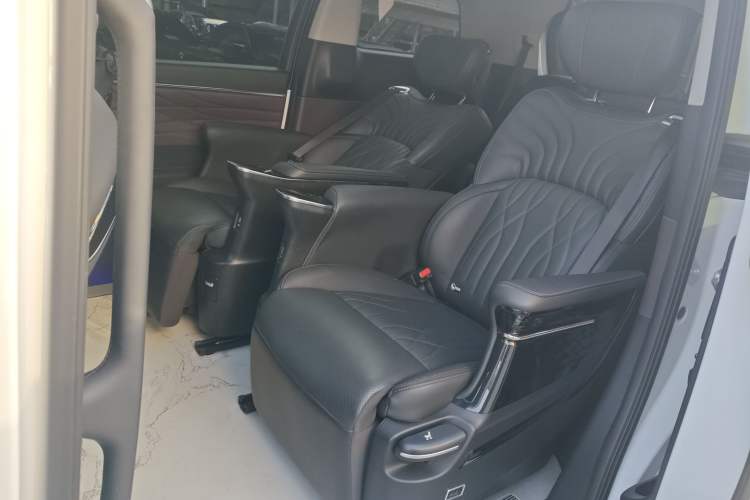 Used GAC Trumpchi M8 2024 Master Series 400T Ultimate Edition