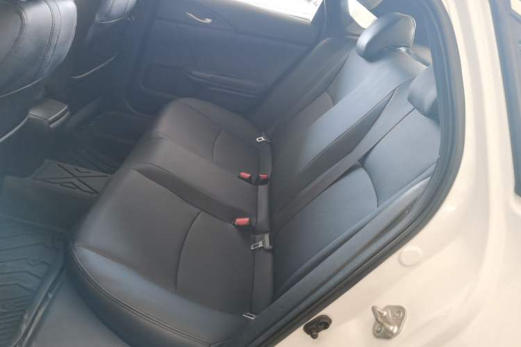 Used Honda Civic 2016 180TURBO CVT Comfort Version
