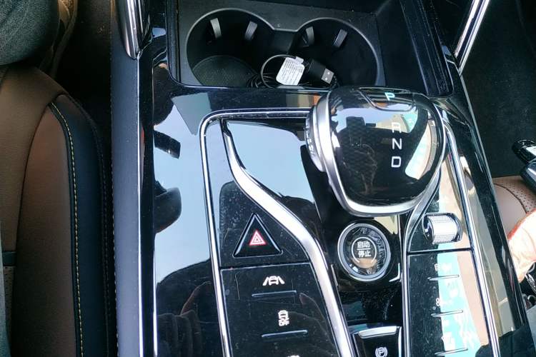 Used BYD Tang New Energy 2021 DM 2.0T Four-Wheel Drive High-Performance Luxury Model