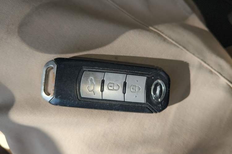 Used GAC Trumpchi GS4 2015 200T G-DCT Luxury Edition
