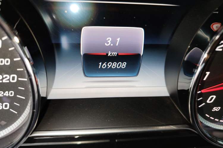 Used Mercedes-Benz E-Class 2017 E 200 Sport 4MATIC
