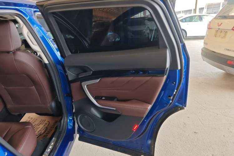 Used Wey VV7 2017 2.0T Flagship Edition
