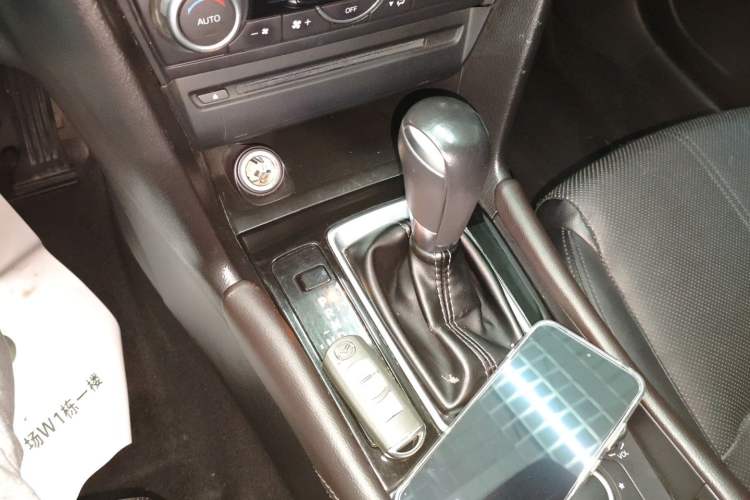 Used Mazda Mazda 3 Axela 2017 Sedan 2.0L Automatic Flagship Model China V Standard
