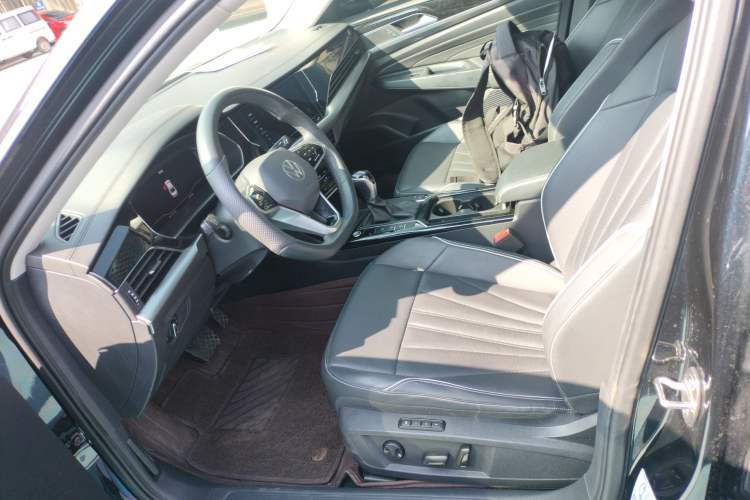 Used Volkswagen Passat 2024 330TSI Starry Elite Edition
