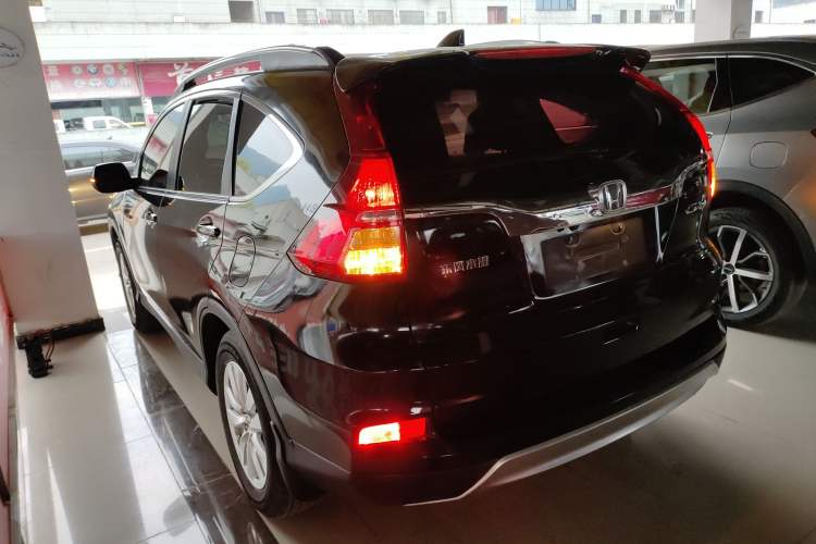 Used Honda CR-V 2016 2.0L two-wheel drive Urban Edition