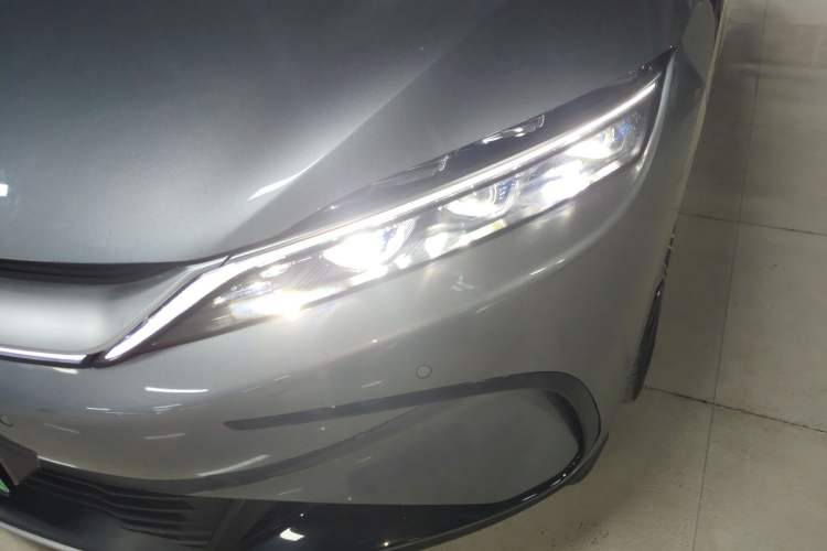 Used BYD Han 2024 EV Glory Edition 506KM Front-Wheel-Drive Premium Model
