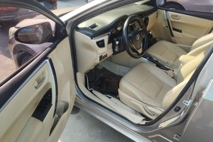 Used Toyota Corolla 2017 1.2T CVT GL-i Leather Edition
